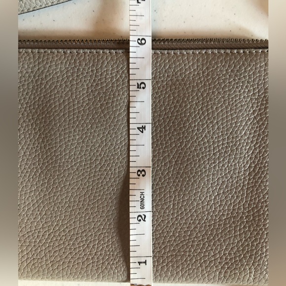 Michael Kors Gray Pebbled Large Wristlet - Picture 9 of 11